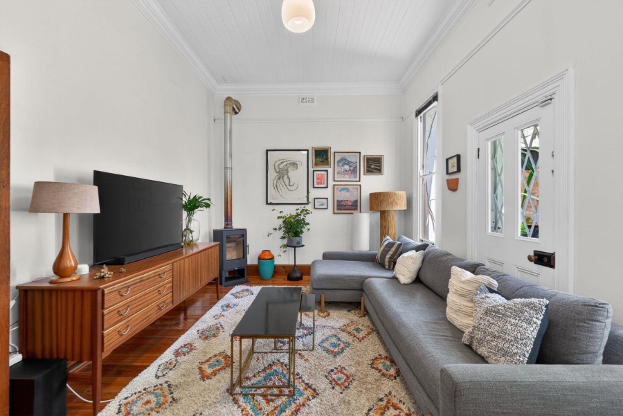 4 Bedroom Property for Sale in Oranjezicht Western Cape